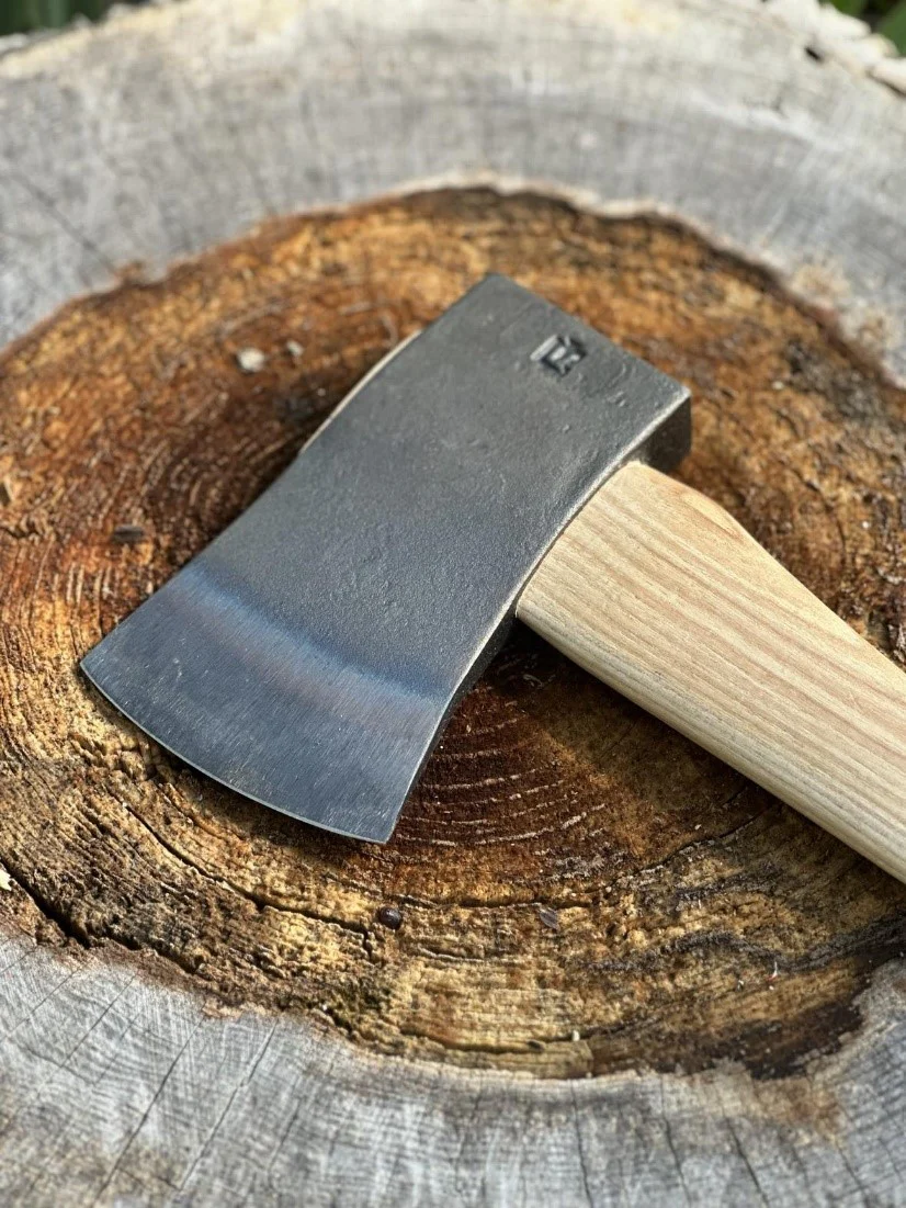 2.25 lbs. Boy’s Axe; 28 in. Curved Wooden Handle Sport Utility Finish - Image 4