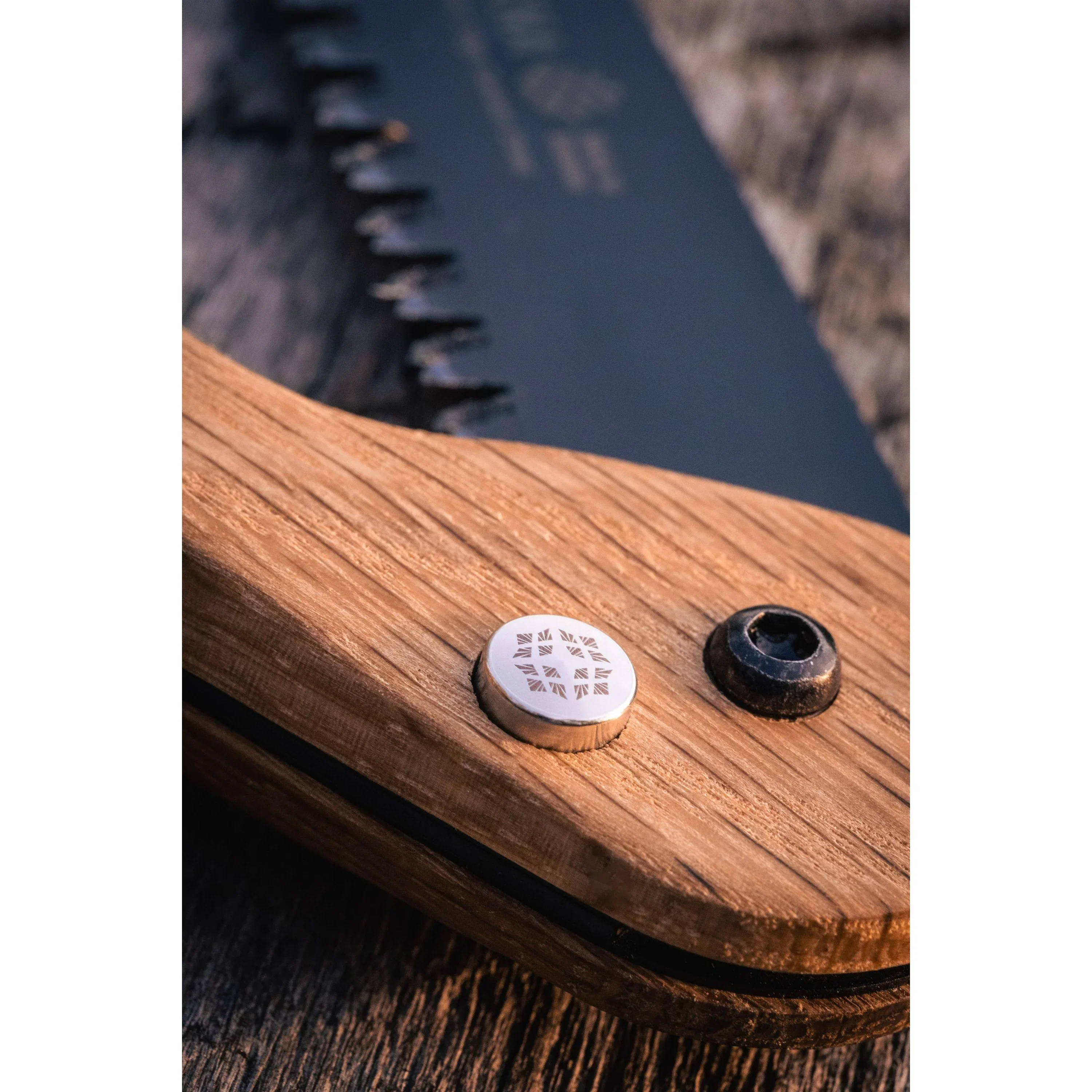 Hälsing Foldable Saw 180mm / 7 inches - Oak & High Carbon Steel - Image 19